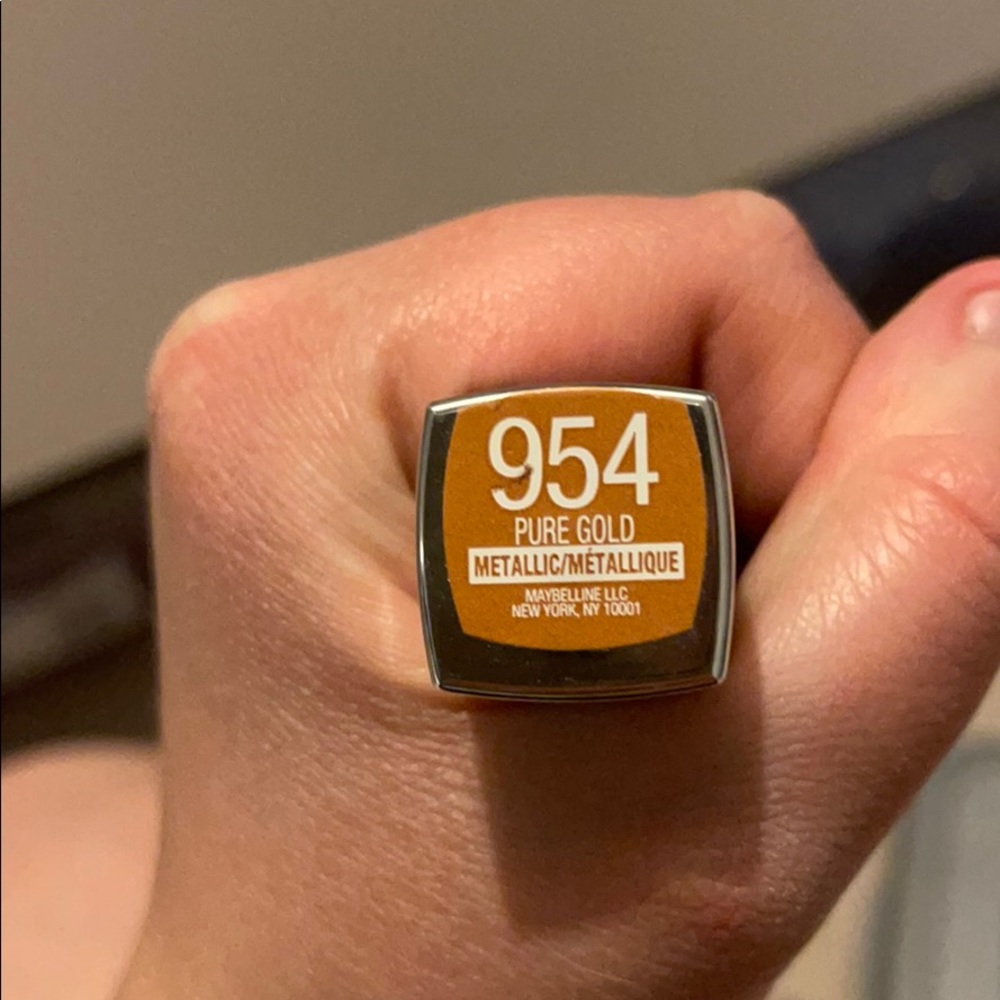 Maybelline Metallic Lipstick
